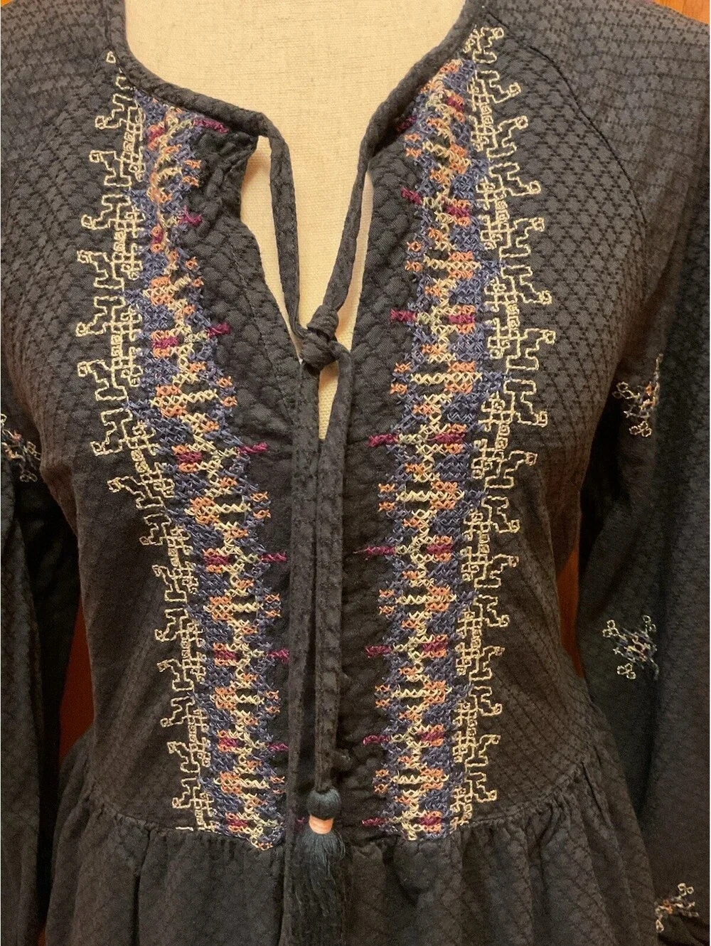 Knox Rose Navy Blue Embroidered Dress Size Medium